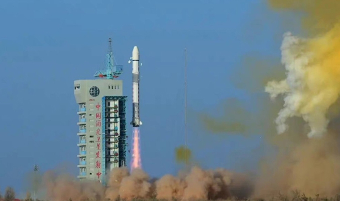 Çin, “Şiyan-20C” uydusunu uzaya fırlattı