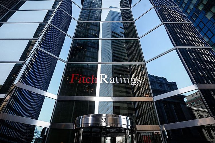 Fitch: Navlun fiyatları yüksek kalmaya devam edecek 