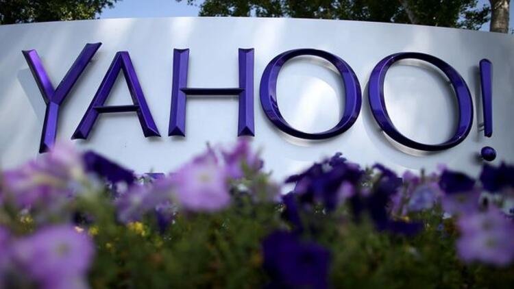 Verizon Yahoo ve AOL’u 5 milyar dolara satıyor