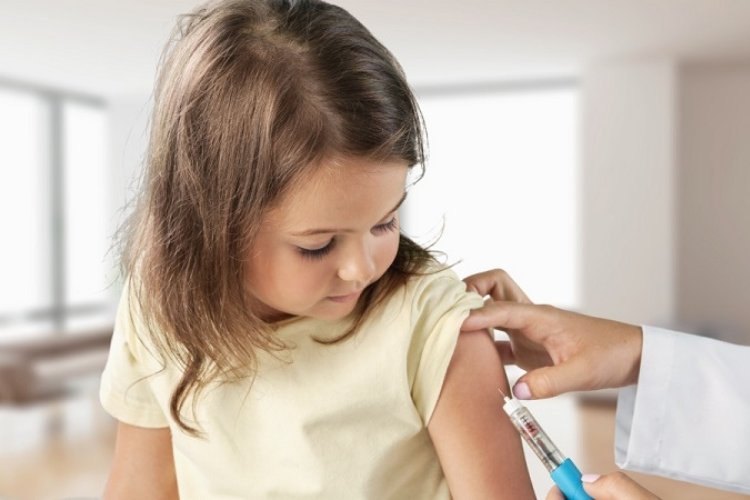 Çocuk aşısına talep artıyor ama doktorlar temkinli