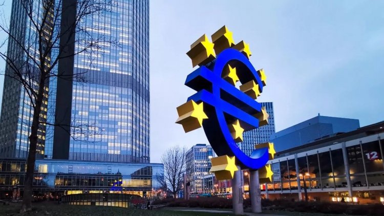 Fitch: ECB’nin kilit faiz oranları 2025’e kadar değişmeyecek