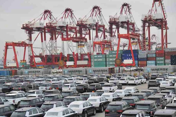 Çin, yılın ilk yarısında 828 bin otomobil ihraç etti