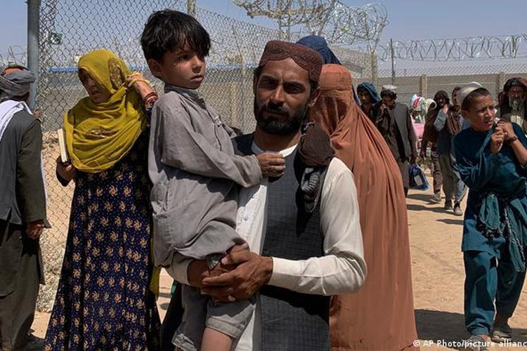 BM: 515 bin Afgan ülkesini terk edebilir
