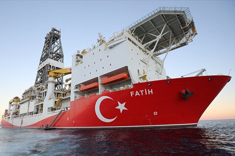 Fatih gemisi Türkali-5’te sondaja başladı