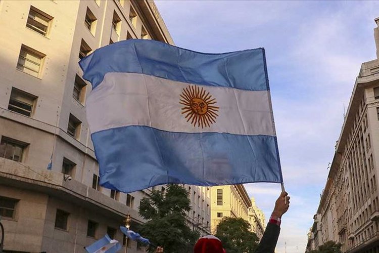 Arjantin’den büyük faiz artırımı