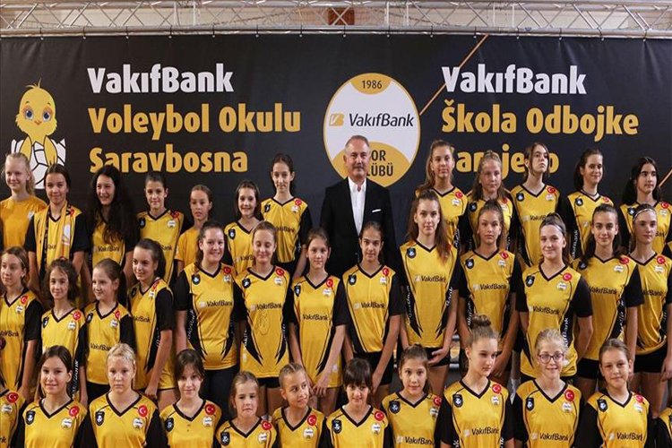 VakıfBank Spor Kulübü’nden Saraybosna Voleybol Okulu’na ziyaret