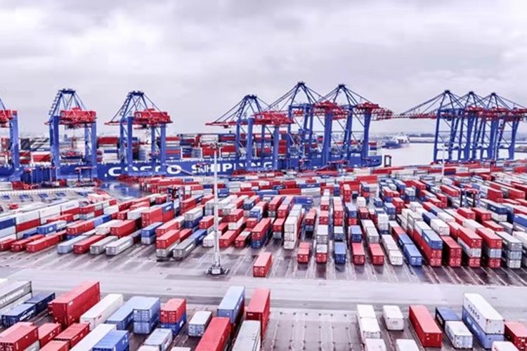 Çinli şirket, Almanya’da liman alıyor