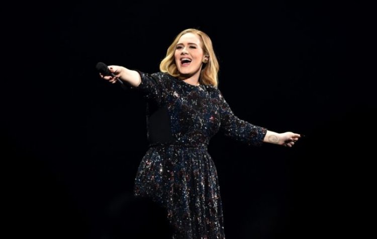 Adele’den beklenen albüm tanıtımı