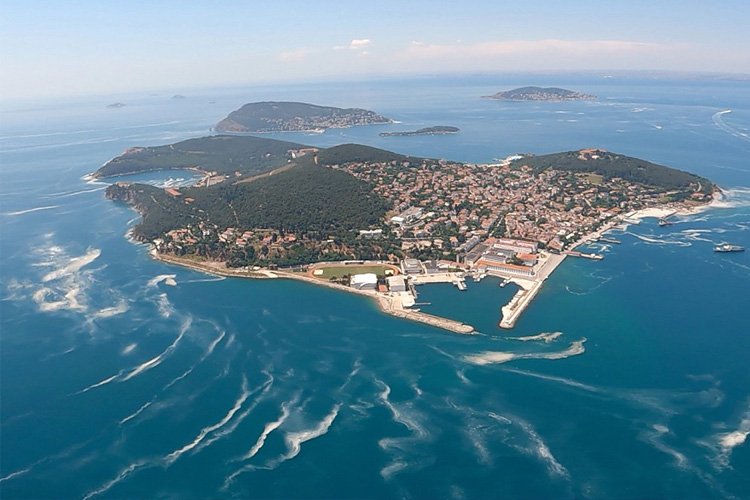 Marmara Denizi ve Adalar “Özel Çevre Koruma Bölgesi” ilan edildi