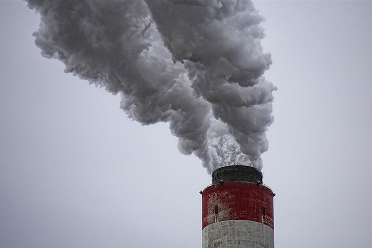 Sanayi tesisleri “kirletici salım” miktarlarını yıllık raporlayacak