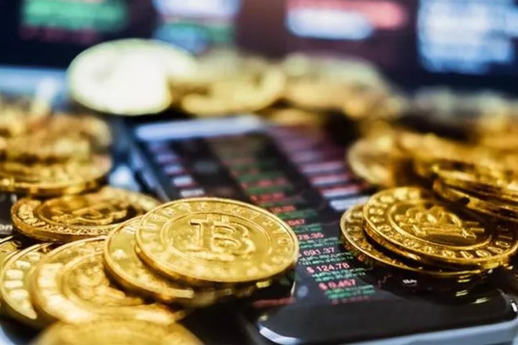 Bitcoin ve altcoinler düşerken işte fırlayan coin