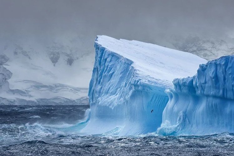 Buzullar hızla eriyor! Deniz 5 metre yükselebilir