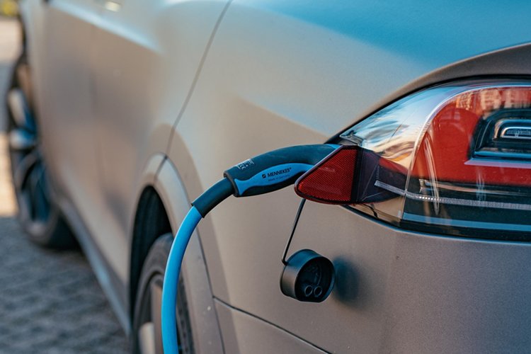 Elektrikli araçlar petrol ithalatını ne kadar azaltacak?