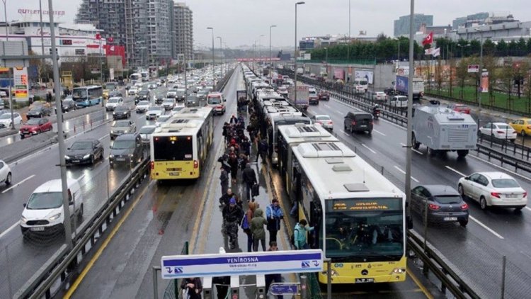 İstanbul’da toplu ulaşımda yılbaşı kararı