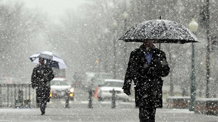 AKOM’dan İstanbul için kar uyarısı: 4-5 gün sürecek