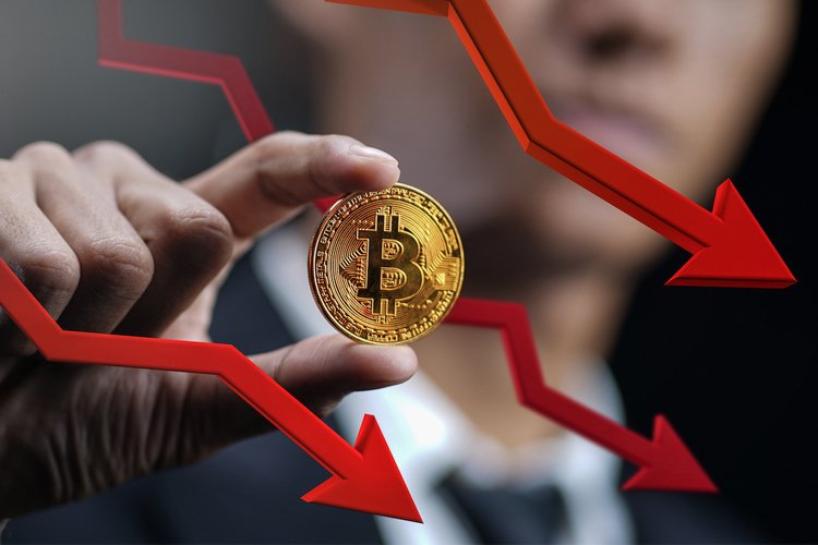 Bitcoin bir hafta içerisinde yüzde 10 değer kaybetti