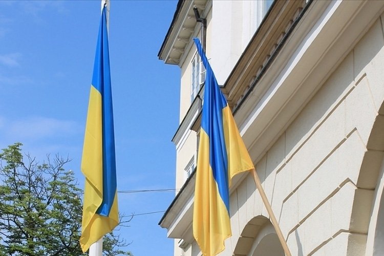 Ukrayna Rus işgalinden bu yana ilk kez faiz artırdı