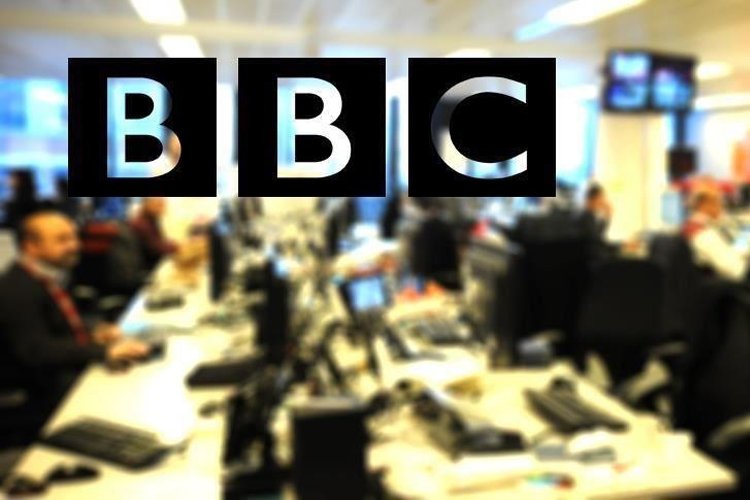 BBC, Rusya’daki gazetecilerinin çalışmalarını  askıya aldı