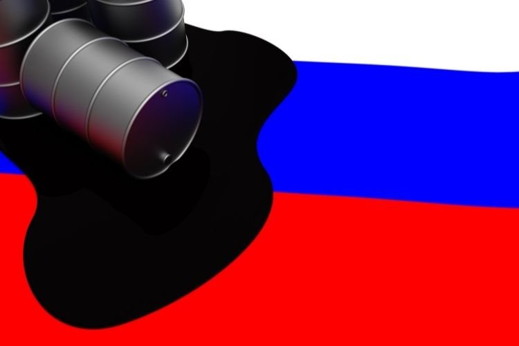 AB’den “Rusya’ya petrol yaptırımı” teklifi