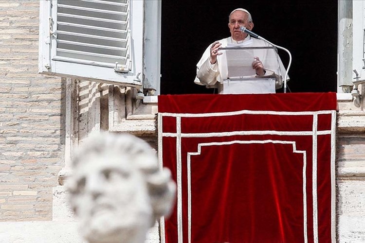 Papa’nın Lübnan ziyareti ertelendi