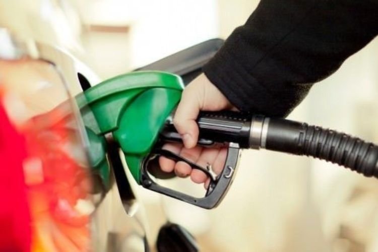 Petrol fiyatları son 9 ayın dip seviyesini gördü