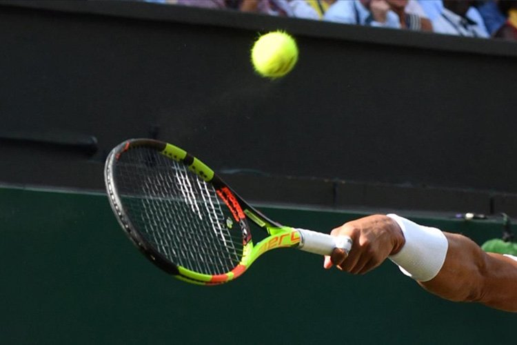 Tenis klasiği Wimbledon tartışmaların gölgesinde başlıyor