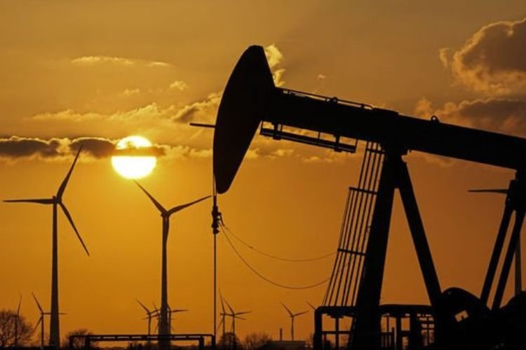 Brent petrolün varil fiyatı 89 doların altına düştü