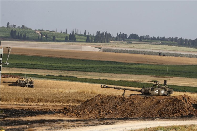 İsrail ordusu, Gazze’ye tank ve zırhlı birliklerle saldırdı