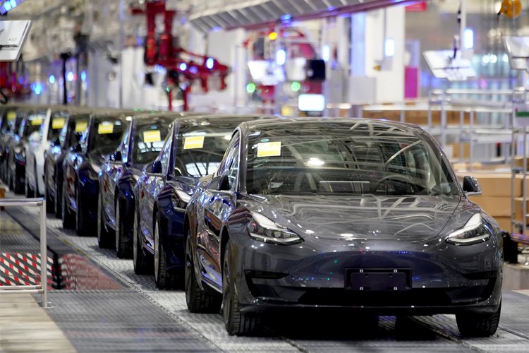 Tesla’nın Shanghai fabrikası üç yılda 1 milyon araç üretti