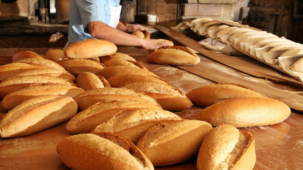 İzmir’de ekmeğin gramajı ve fiyatı yükseldi