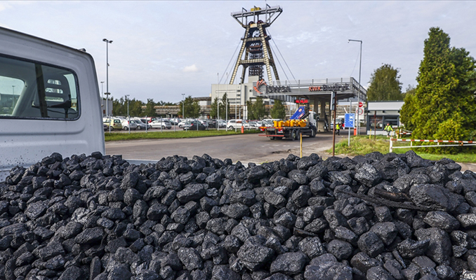 Polonya, kömür madenlerini kapatmayacak