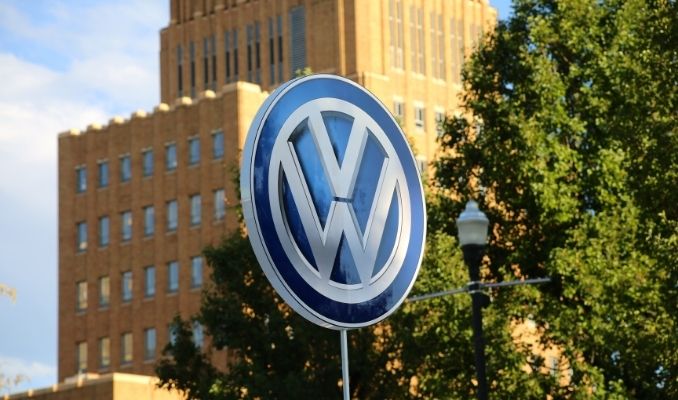 Volkswagen’e korona darbesi!