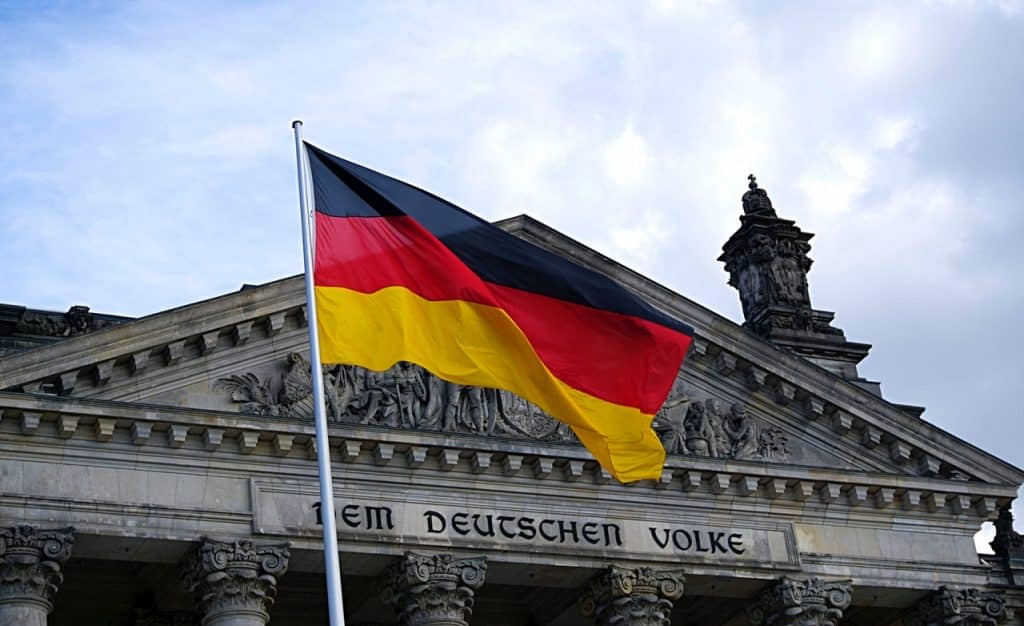 Almanya vergi yükünü artırabilir