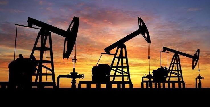 Brent petrolün fiyatı yükseliş eğiliminde