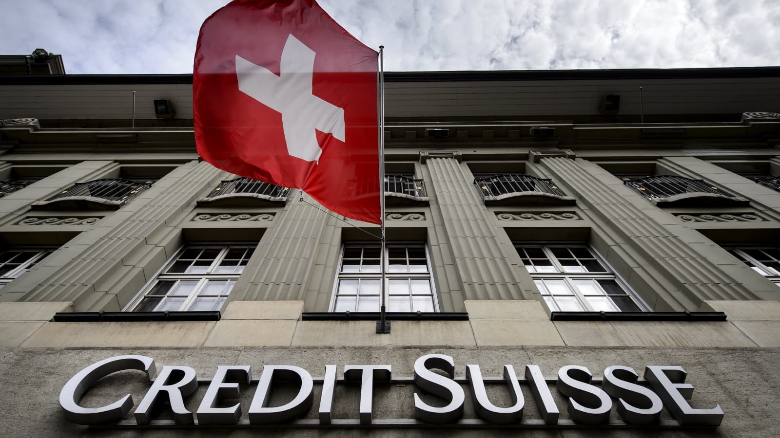 Credit Suisse AB için büyüme rakamlarını revize etti