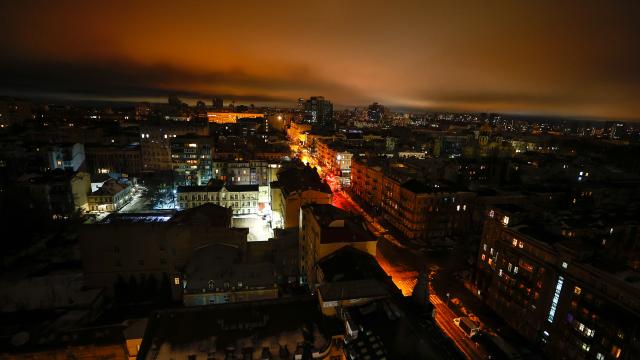 Kiev’de elektrik kesintileri sürüyor