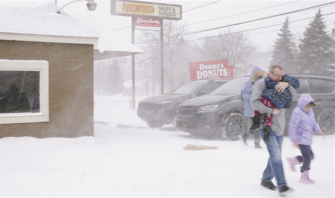 ABD’de kar fırtınasında hayatını kaybedenlerin sayısı artıyor