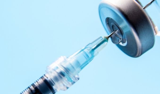 Rekor vaka sayısına rağmen Çin Batılı aşıları istemiyor