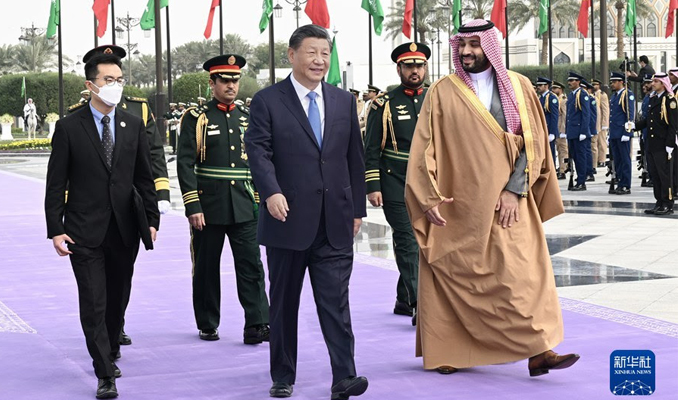 Çin’den Araplara 8 maddelik iş birliği paketi