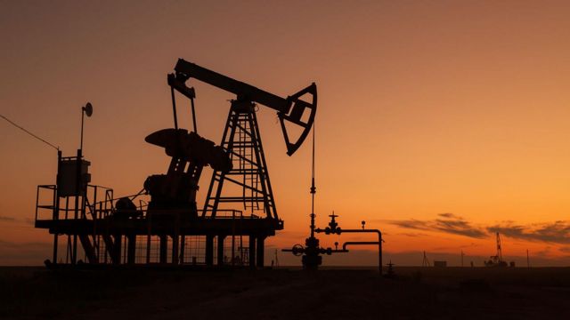 Küresel petrol arzı yarım milyon varil arttı