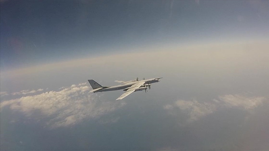 Çin’e ait savaş uçakları Tayvan’ın hava savunma sahasına girdi