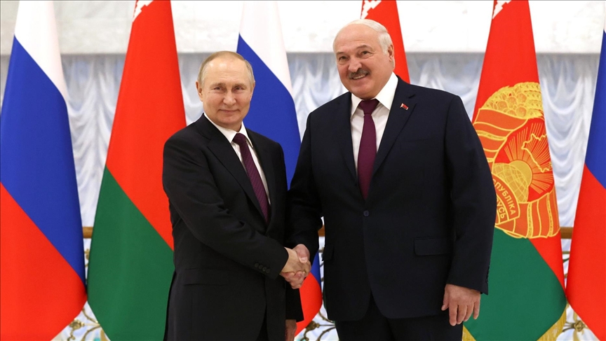 Vladimir Putin Belarus’da