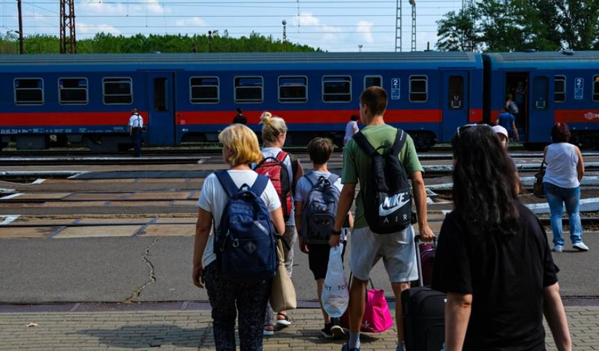 14,5 milyondan fazla Ukraynalı ülkelerinden ayrıldı