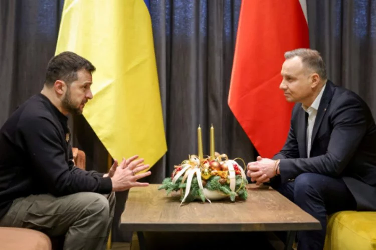 Zelenskiy, Polonya Cumhurbaşkanı Duda ile görüştü