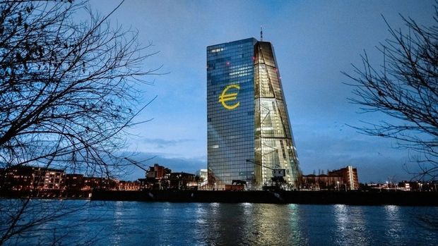 Avrupa Merkez Bankası’ndan 20 bankaya ceza tehdidi