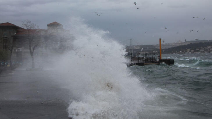 Marmara için kuvvetli rüzgar ve fırtına uyarısı