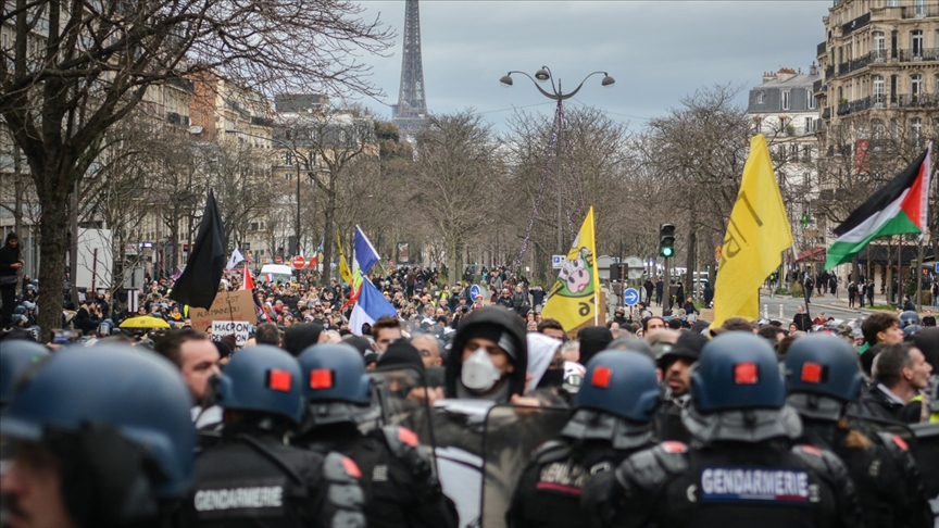 Fransa’da büyük grev