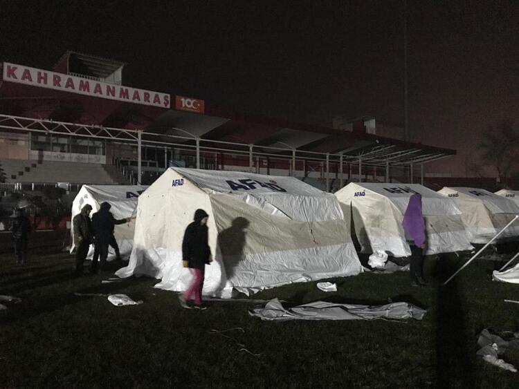 Kahramanmaraş’ta 5 bin çadırın kurulumu başladı