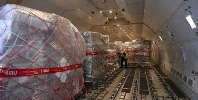 ABD’li Türklerden 60 tonluk deprem yardımı