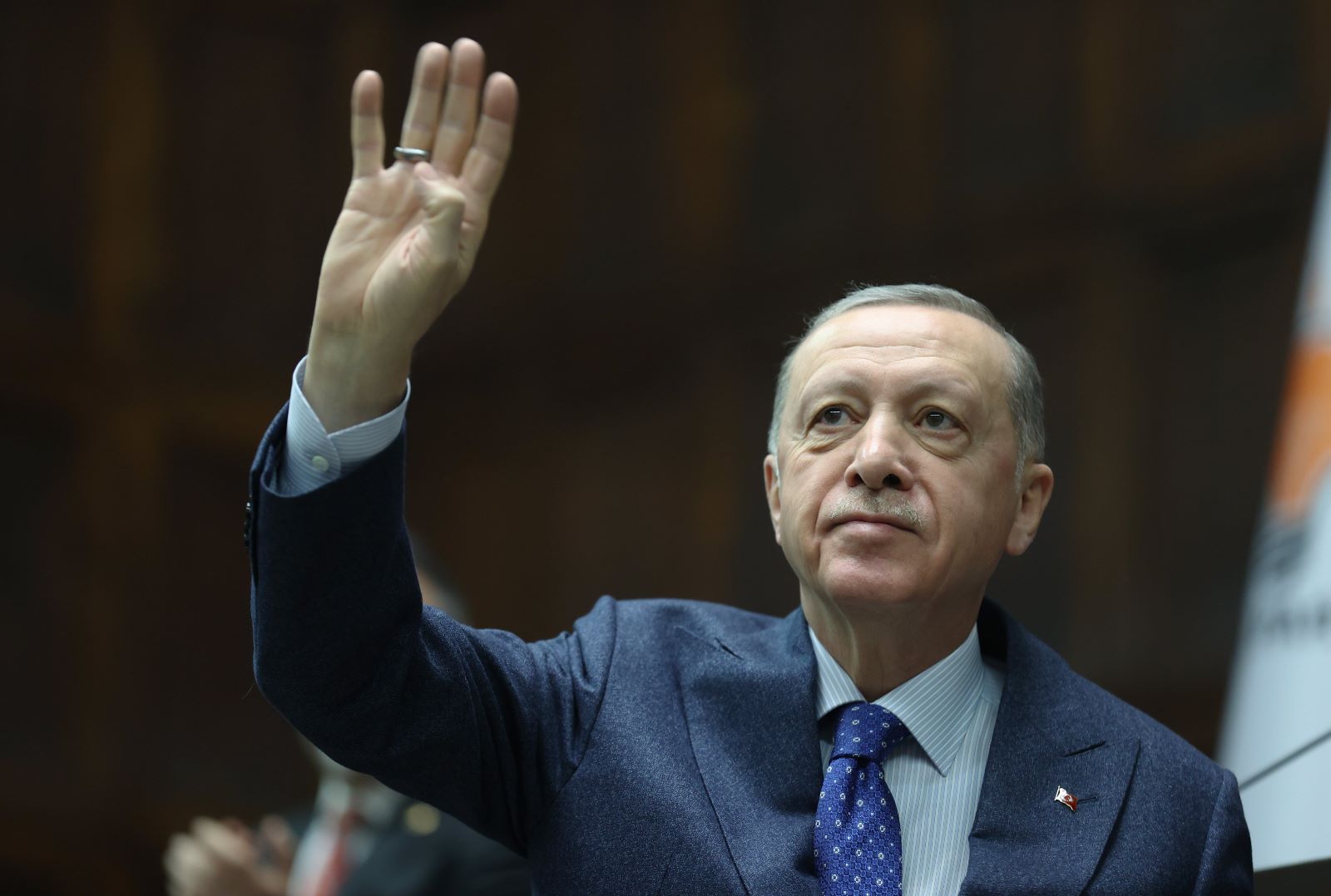 Erdoğan’dan öz eleştiri! AK Partili vekillere soğuk duş